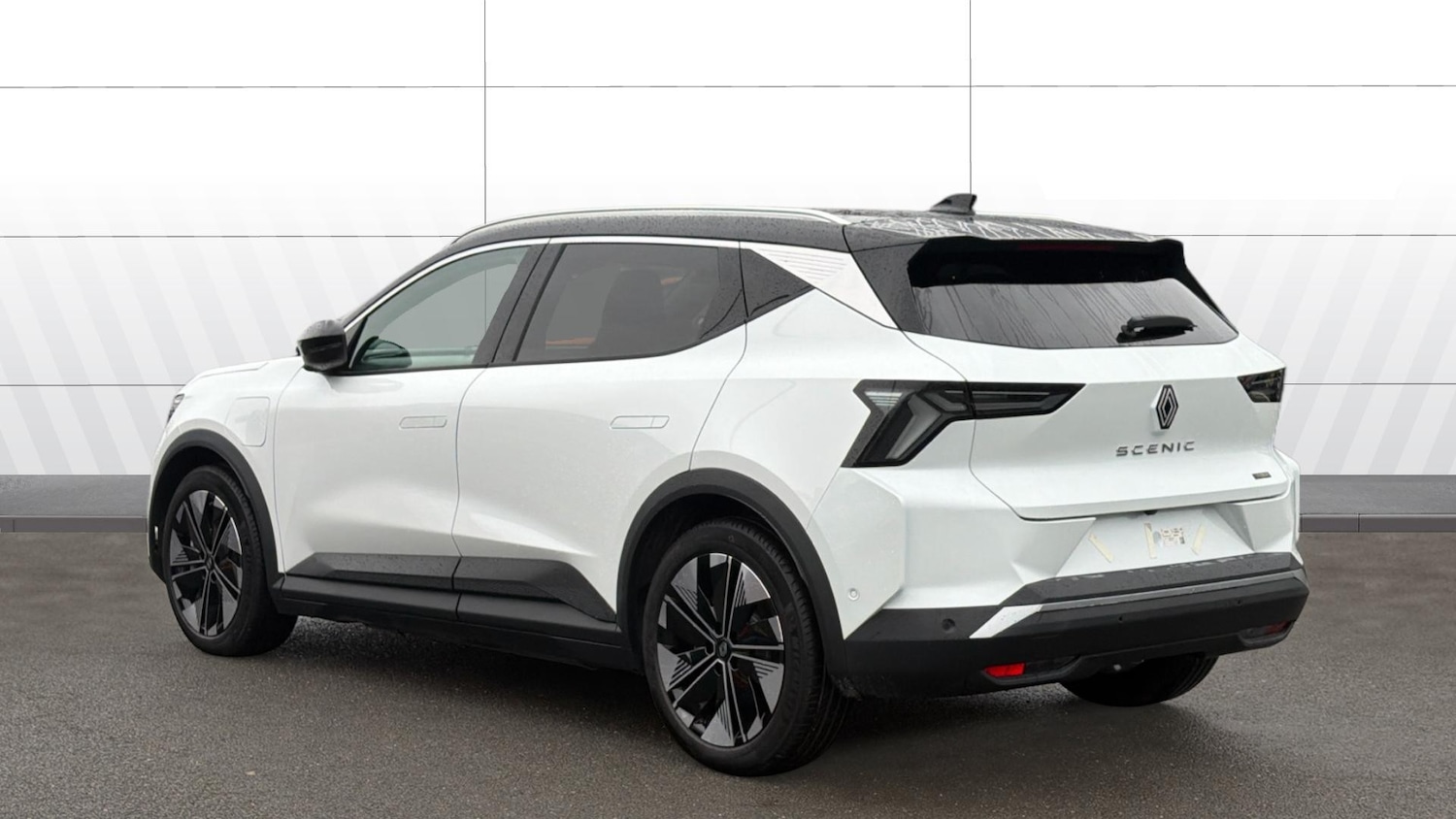 Used Renault Scenic E-Tech 2025 for sale - 76945795: Photo 2