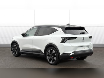 Used Renault Scenic E-Tech 2025 for sale - 76945795: Photo