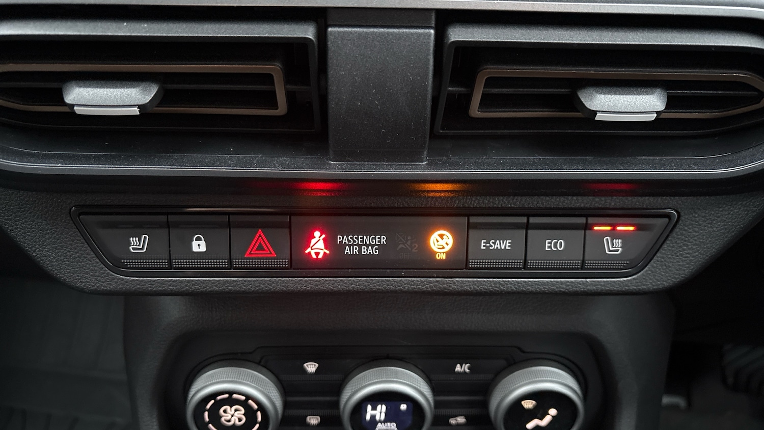 Used Dacia Jogger 2025 for sale - 77003192: Photo 30