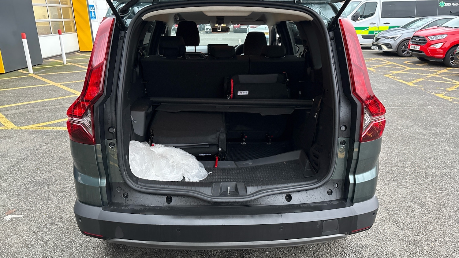 Used Dacia Jogger 2025 for sale - 77003192: Photo 4