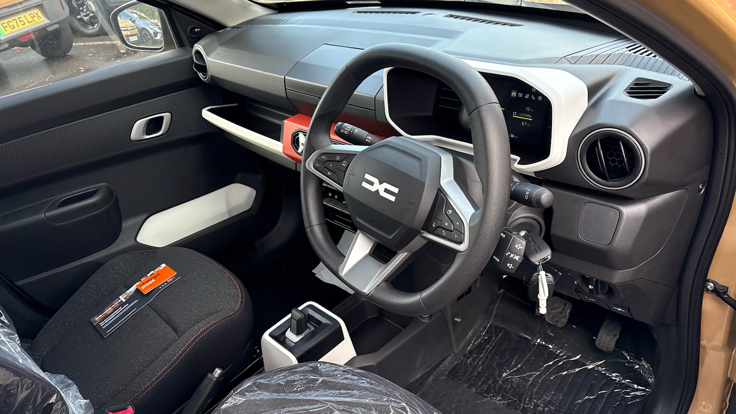 Used Dacia Spring 2025 for sale - 76265862: Photo 11
