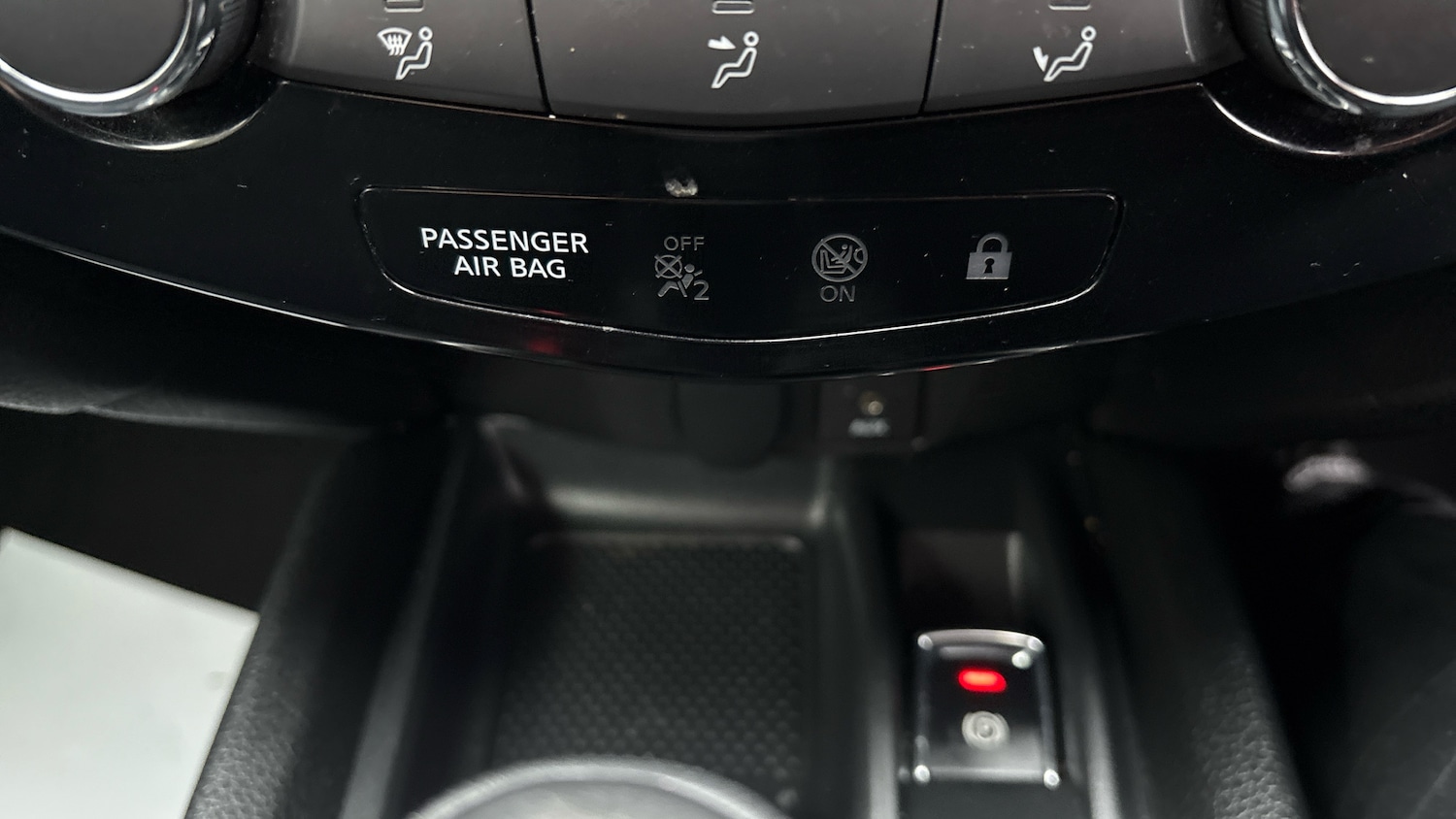 Used Nissan X-Trail 2016 for sale - 77735494: Photo 28