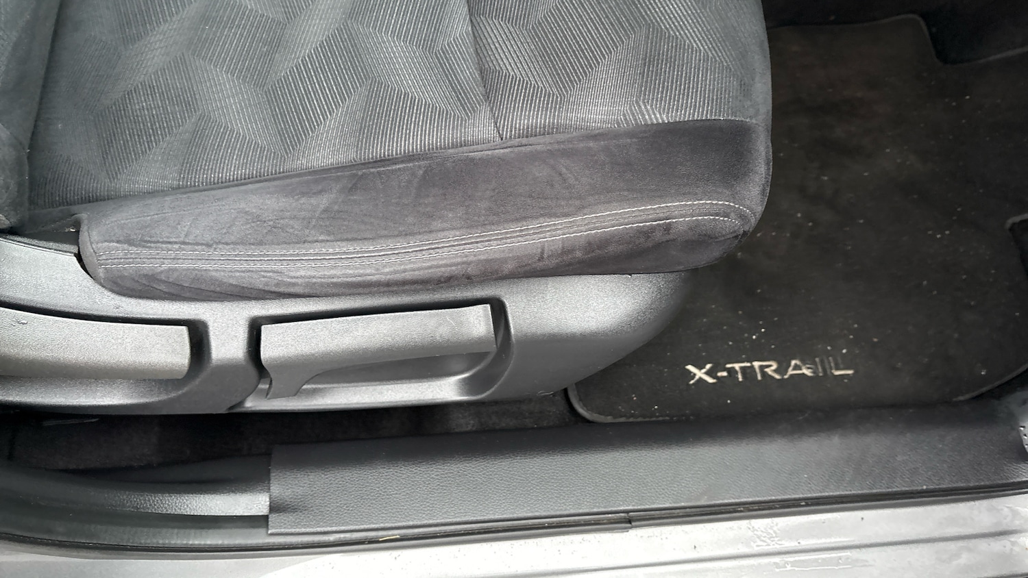 Used Nissan X-Trail 2016 for sale - 77735494: Photo 51