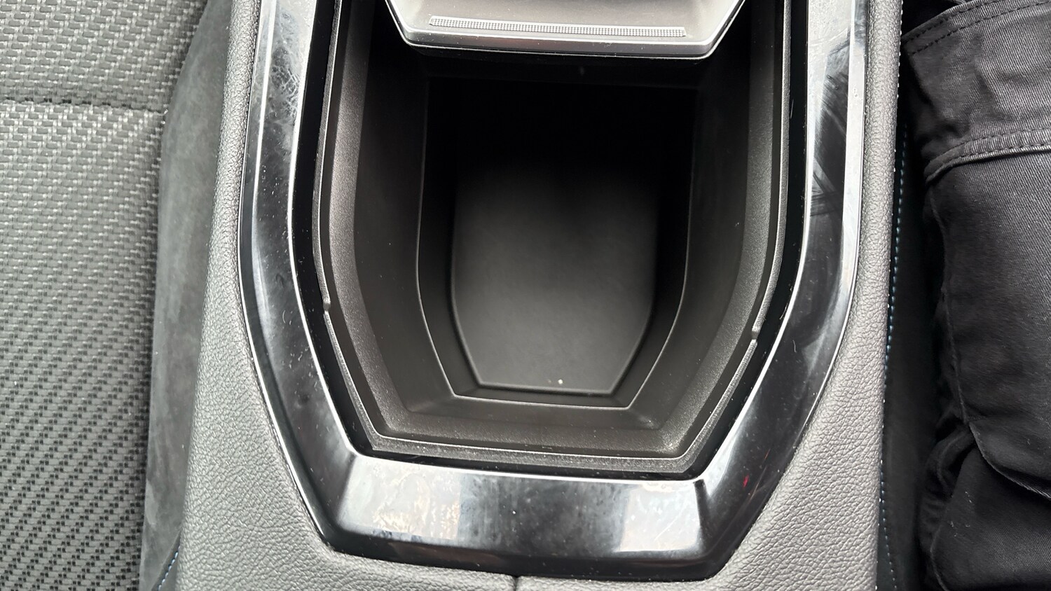 Used Renault Austral 2025 for sale - 76263746: Photo 28