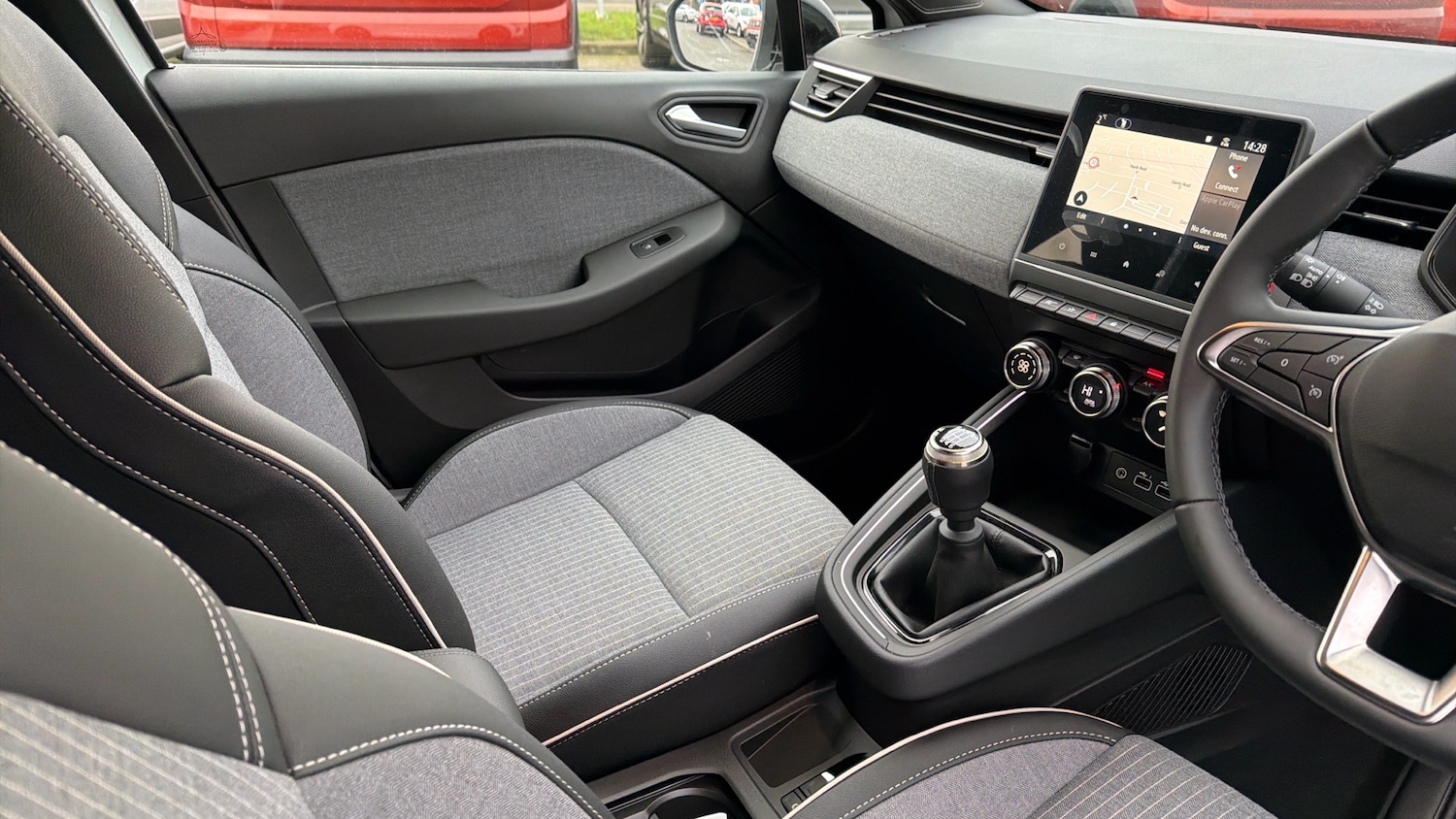 Used Renault Clio 2024 for sale - 77086446: Photo 14