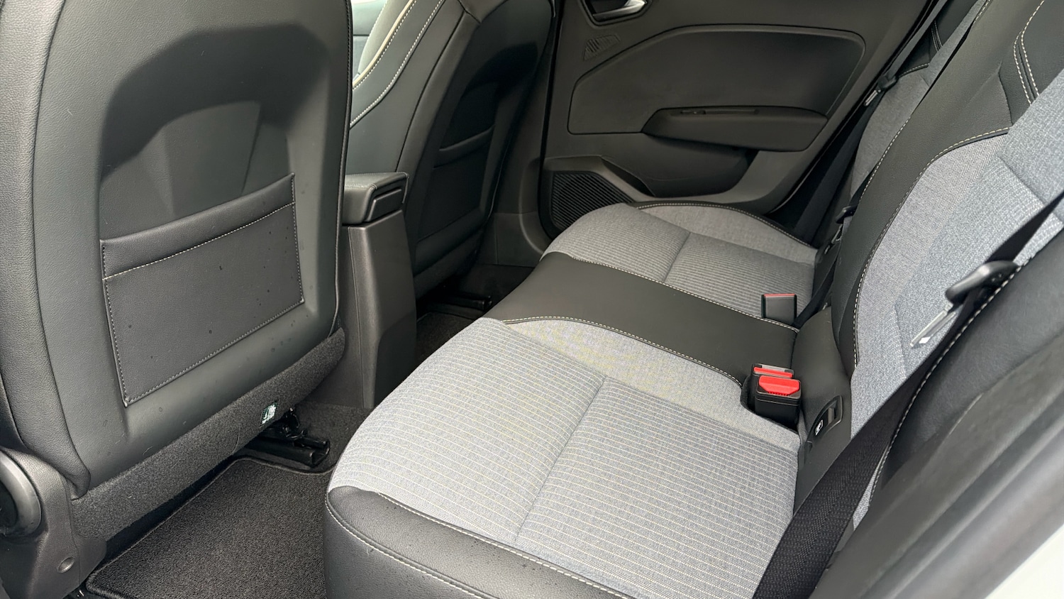 Used Renault Clio 2024 for sale - 77086446: Photo 16