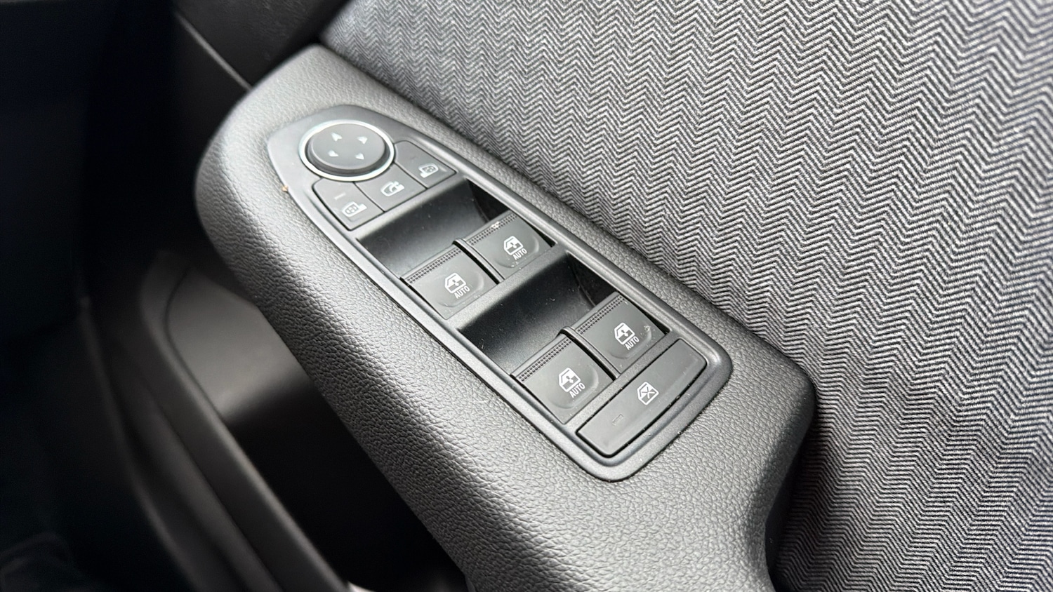 Used Renault Clio 2024 for sale - 77086446: Photo 21