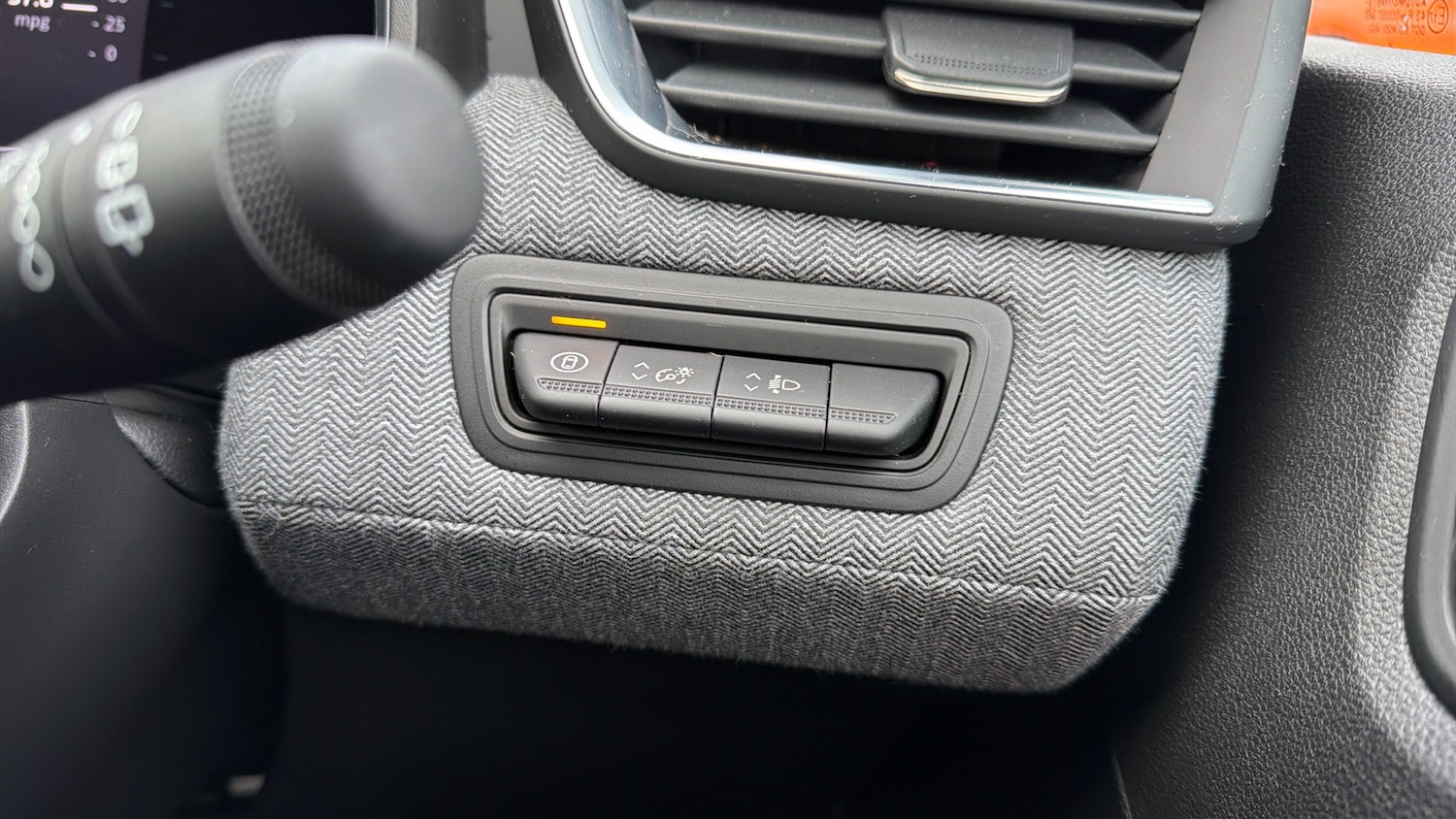 Used Renault Clio 2024 for sale - 77086446: Photo 22