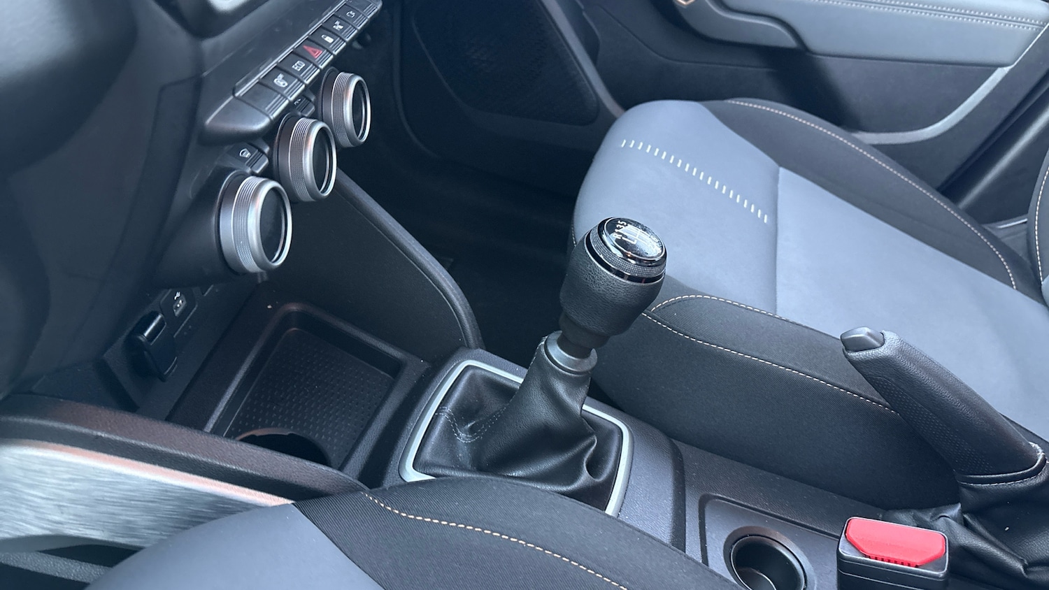 Used Dacia Duster 2023 for sale - 76882328: Photo 13