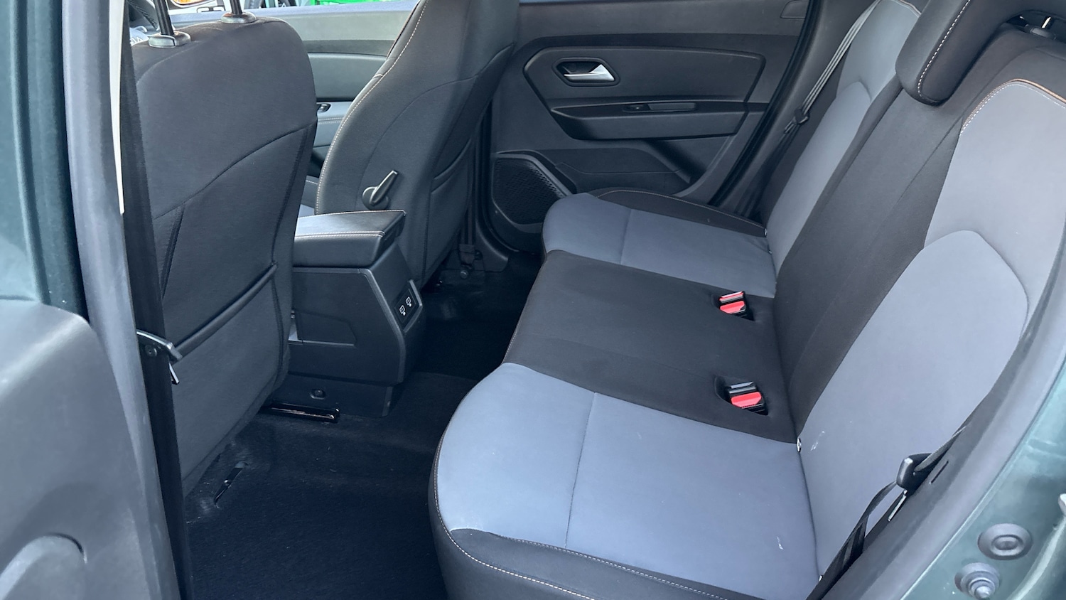 Used Dacia Duster 2023 for sale - 76882328: Photo 16