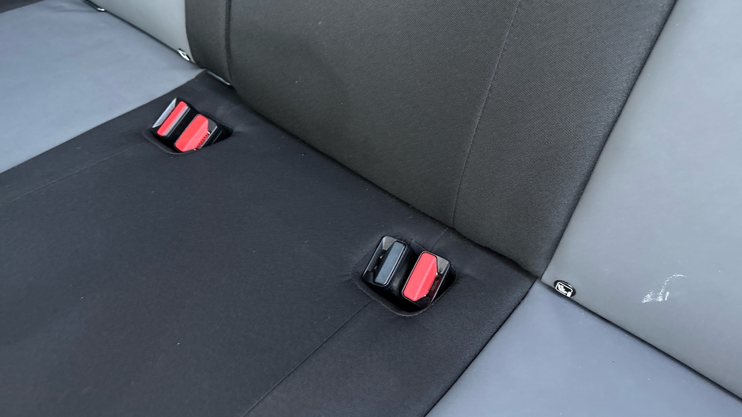 Used Dacia Duster 2023 for sale - 76882328: Photo 17