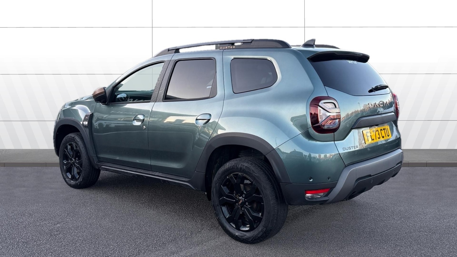 Used Dacia Duster 2023 for sale - 76882328: Photo 2