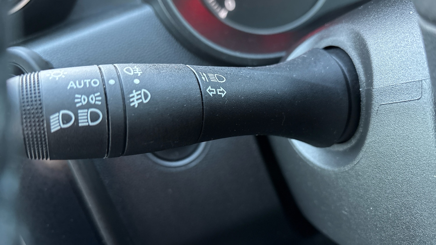 Used Dacia Duster 2023 for sale - 76882328: Photo 38