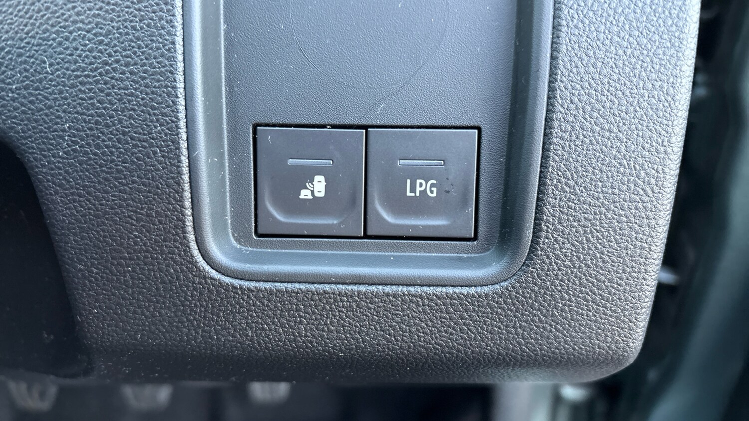 Used Dacia Duster 2023 for sale - 76882328: Photo 42