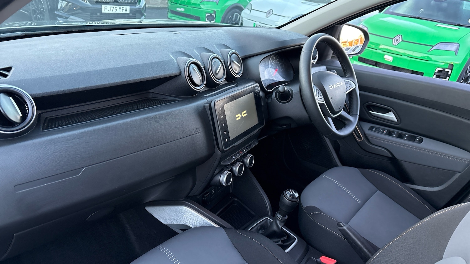 Used Dacia Duster 2023 for sale - 76882328: Photo 9