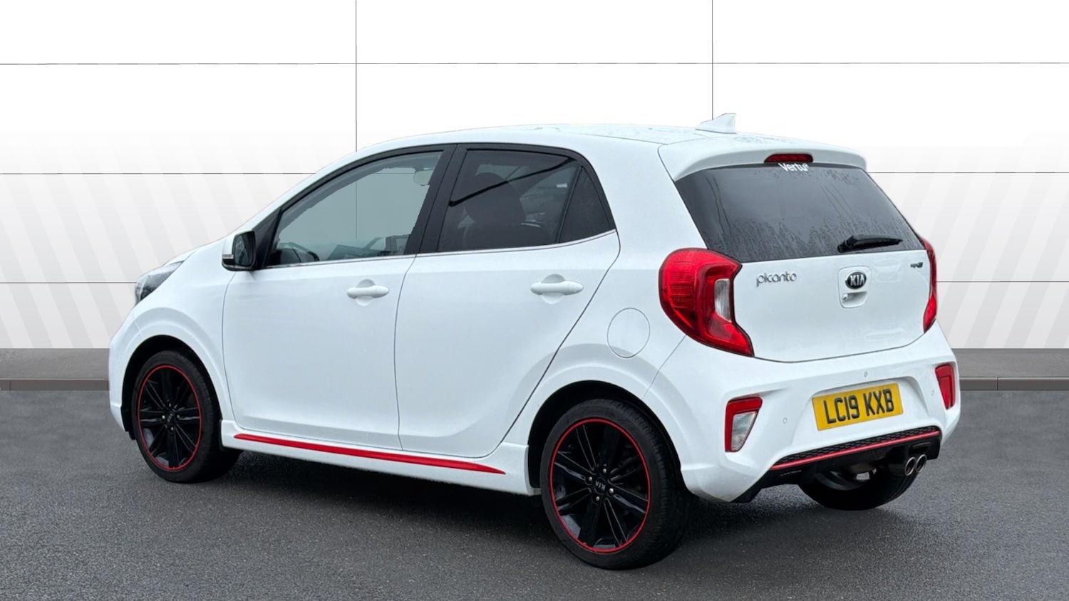 Used Kia Picanto 2019 for sale - 77300275: Photo 2