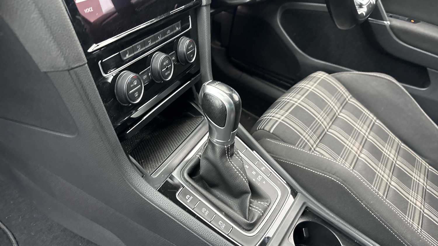 Used Volkswagen Golf 2019 for sale - 76796821: Photo 13