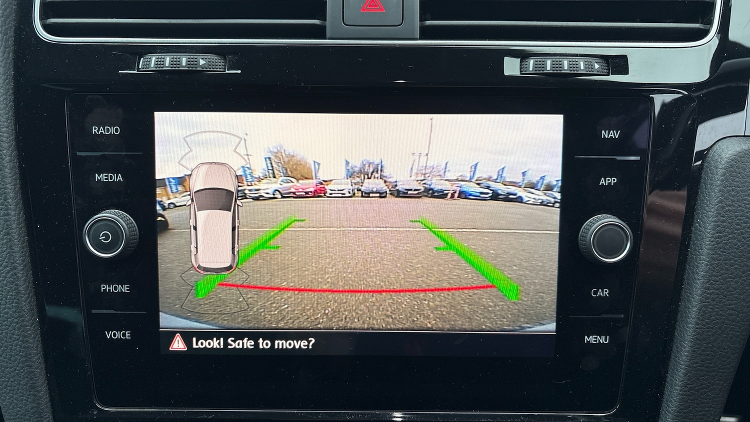 Used Volkswagen Golf 2019 for sale - 76796821: Photo 21