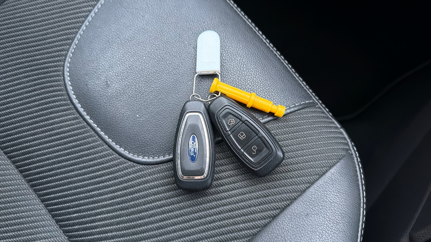 Used Ford Kuga 2013 for sale - 77026055: Photo 20