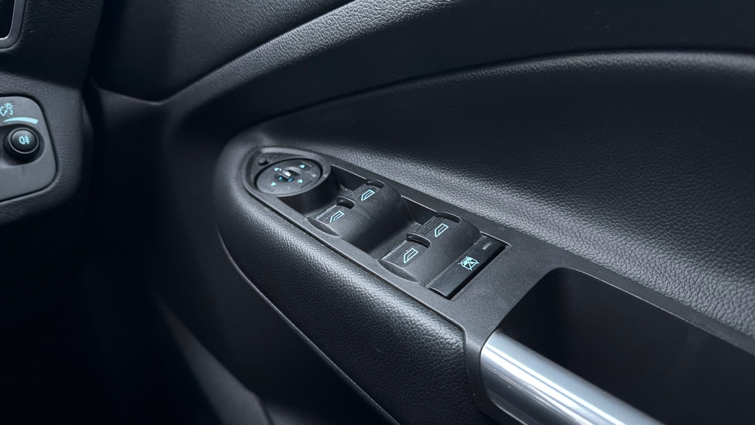 Used Ford Kuga 2013 for sale - 77026055: Photo 24