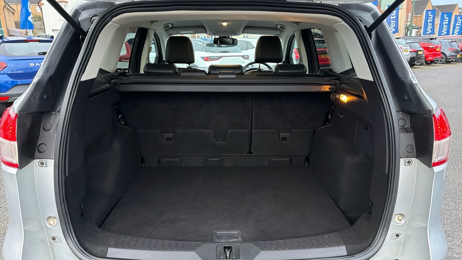 Used Ford Kuga 2013 for sale - 77026055: Photo 4