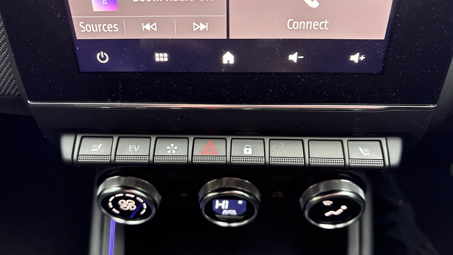 Used Renault Clio 2025 for sale - 77297039: Photo 27