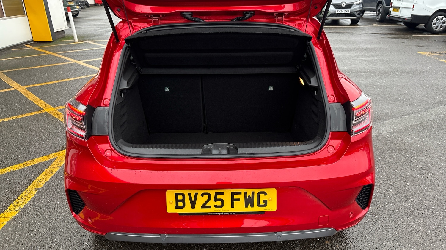 Used Renault Clio 2025 for sale - 77297039: Photo 4