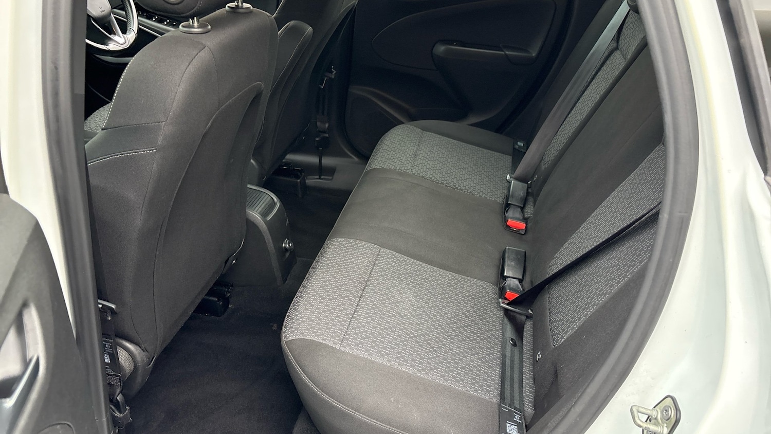 Used Vauxhall Crossland X 2018 for sale - 76855348: Photo 16