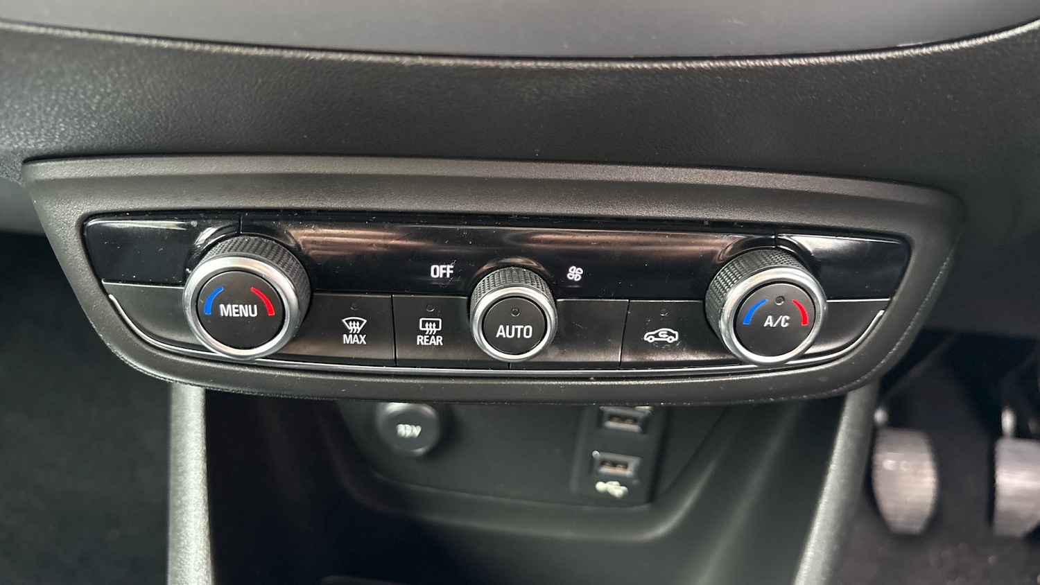 Used Vauxhall Crossland X 2018 for sale - 76855348: Photo 26