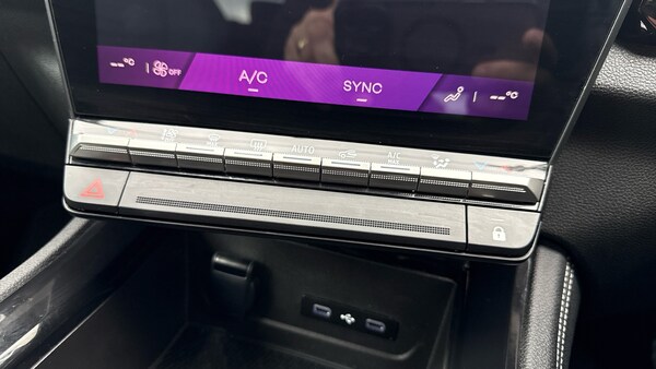 Used Renault Austral 2025 for sale - 76117361: Photo 32