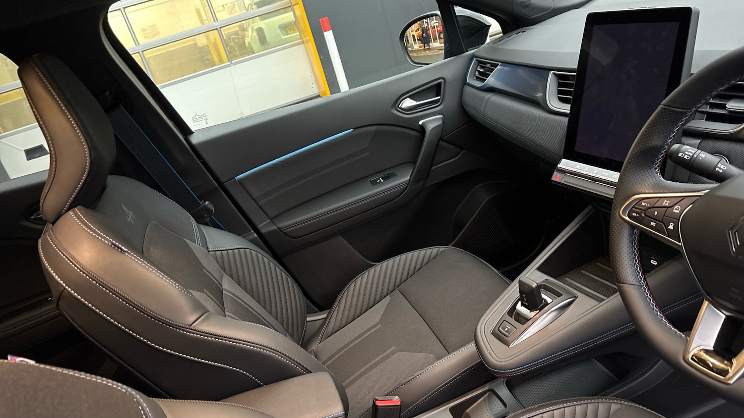 Used Renault Captur 2025 for sale - 77834231: Photo 14