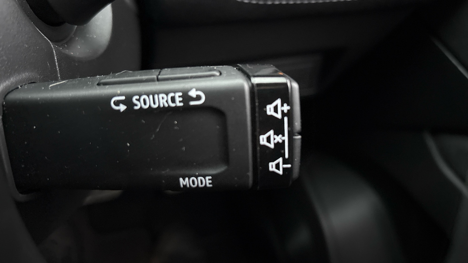 Used Renault Captur 2025 for sale - 77834231: Photo 37