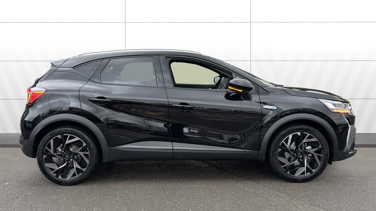Used Renault Captur 2025 for sale - 77834231: Photo 5
