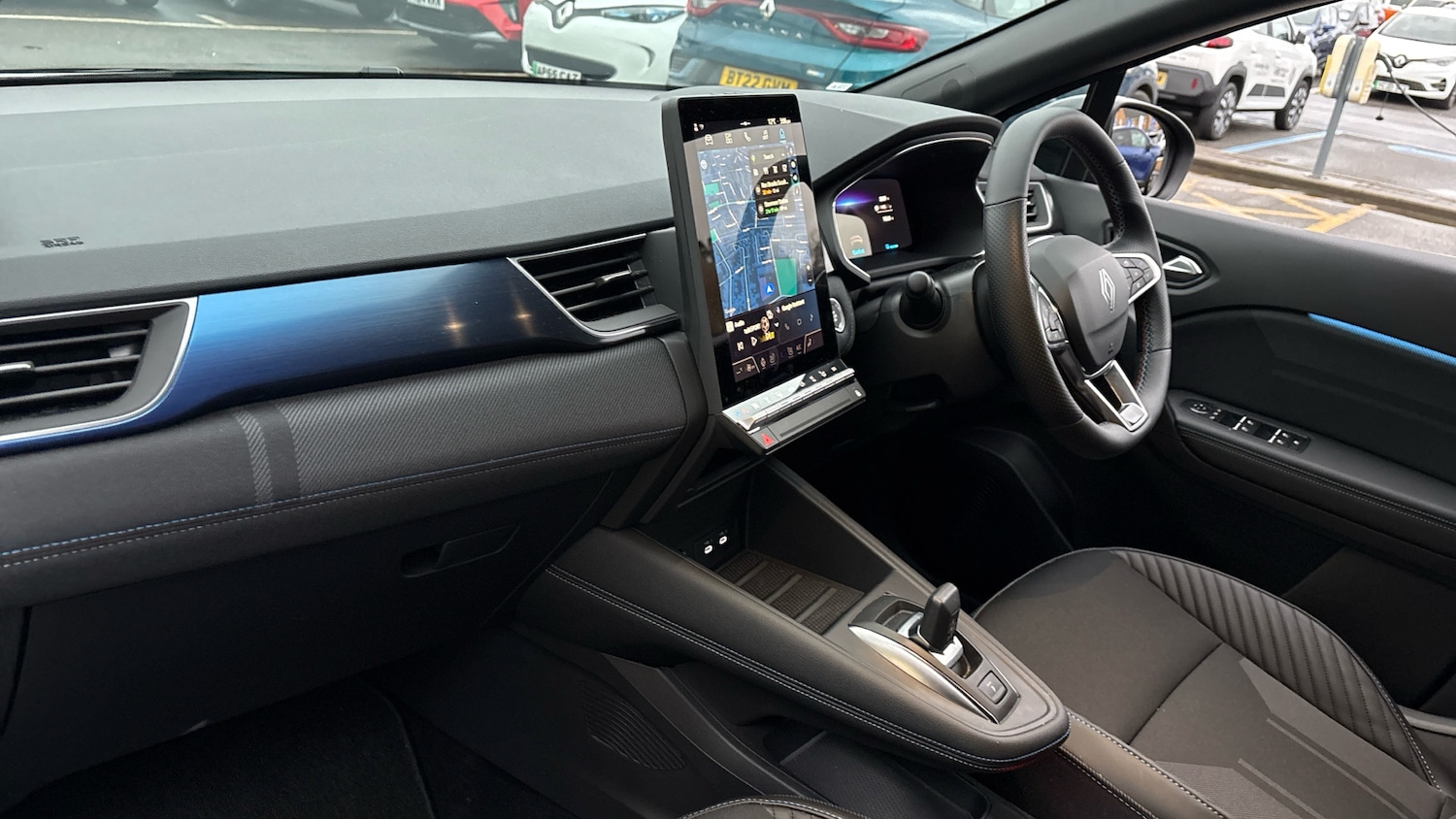 Used Renault Captur 2025 for sale - 77834231: Photo 9