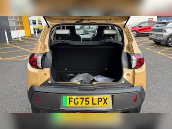 Used Dacia Spring 2025 for sale - 76614700: Photo