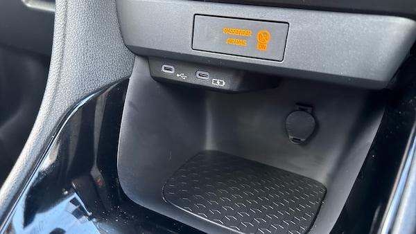 Used Toyota Yaris 2024 for sale - 76142320: Photo 31