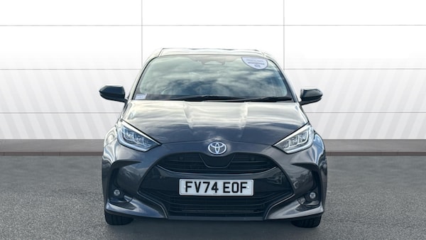 Used Toyota Yaris 2024 for sale - 76142320: Photo 3