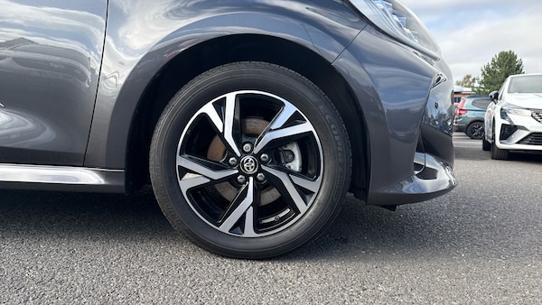 Used Toyota Yaris 2024 for sale - 76142320: Photo 7