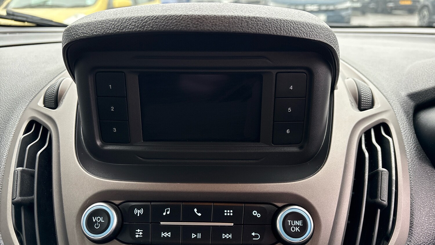 Used Ford Tourneo Courier 2019 for sale - 77350326: Photo 12