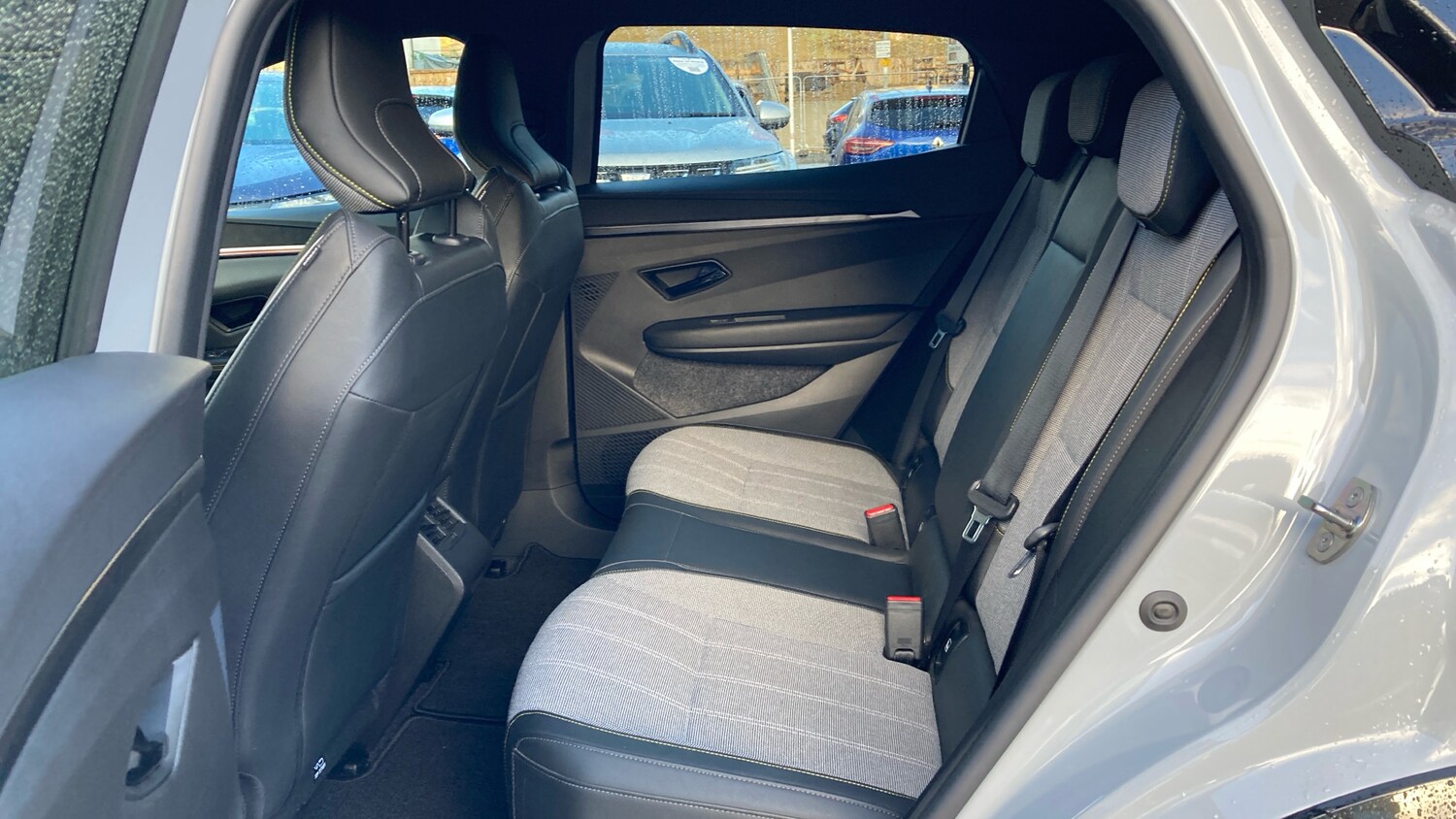 Used Renault Megane E Tech 2023 for sale - 77581044: Photo 16