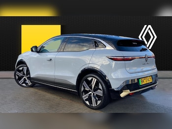 Used Renault Megane E Tech 2023 for sale - 77581044: Photo