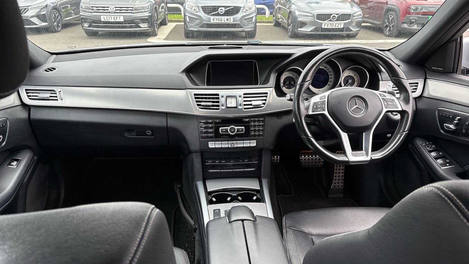 Used Mercedes-Benz E Class 2015 for sale - 76719927: Photo 10