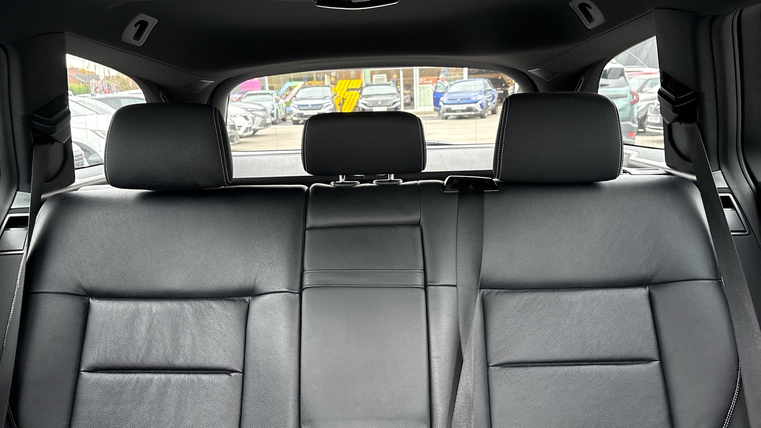 Used Mercedes-Benz E Class 2015 for sale - 76719927: Photo 15