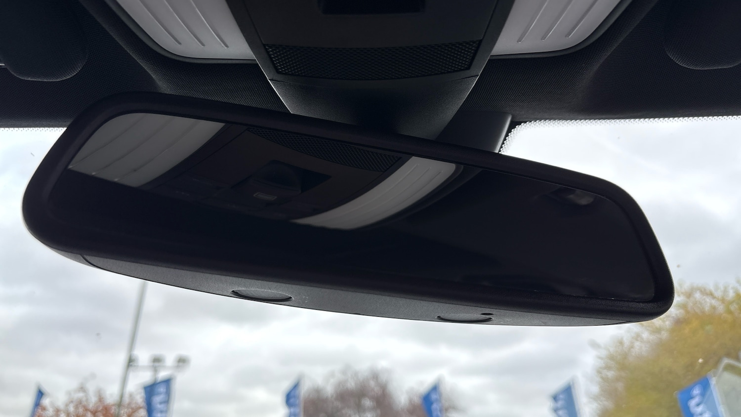 Used Mercedes-Benz E Class 2015 for sale - 76719927: Photo 24