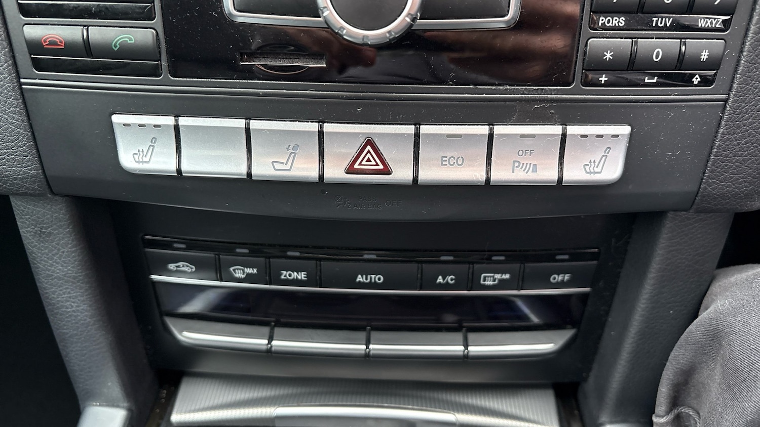 Used Mercedes-Benz E Class 2015 for sale - 76719927: Photo 29