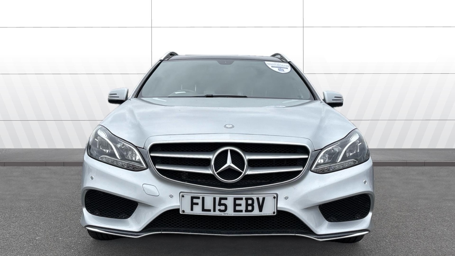 Used Mercedes-Benz E Class 2015 for sale - 76719927: Photo 3