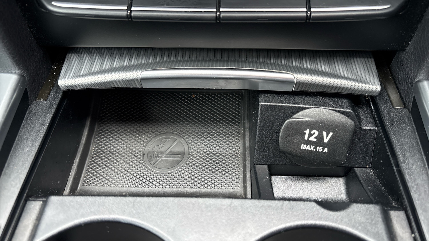 Used Mercedes-Benz E Class 2015 for sale - 76719927: Photo 31