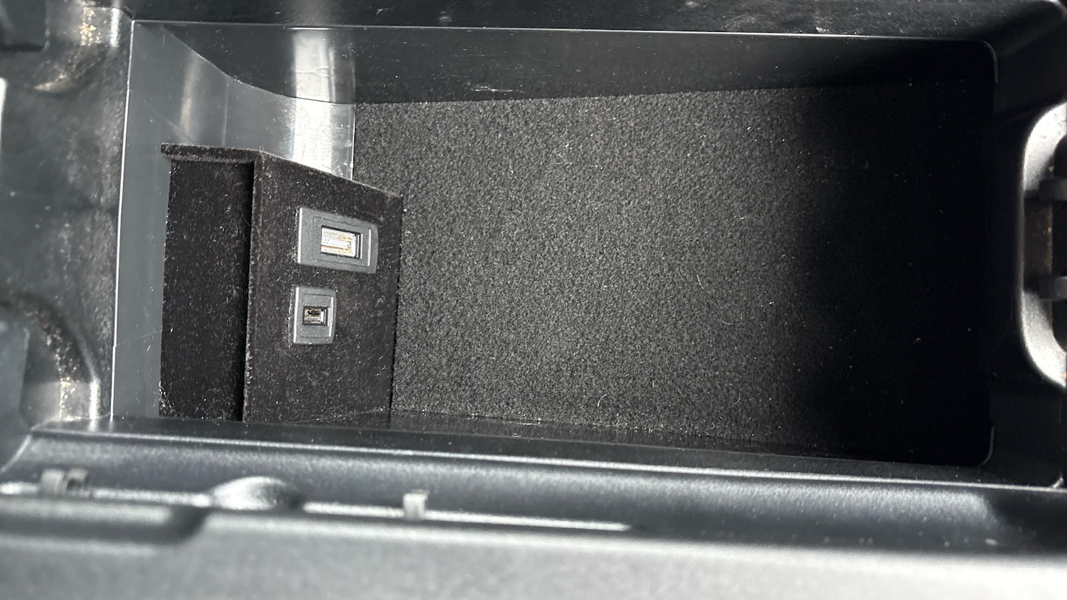 Used Mercedes-Benz E Class 2015 for sale - 76719927: Photo 34