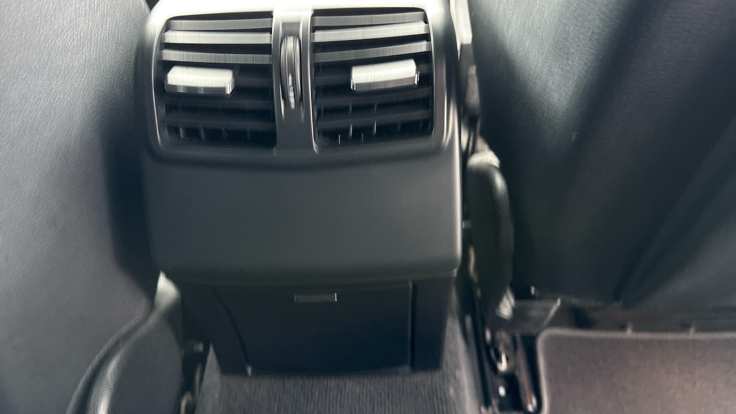 Used Mercedes-Benz E Class 2015 for sale - 76719927: Photo 50