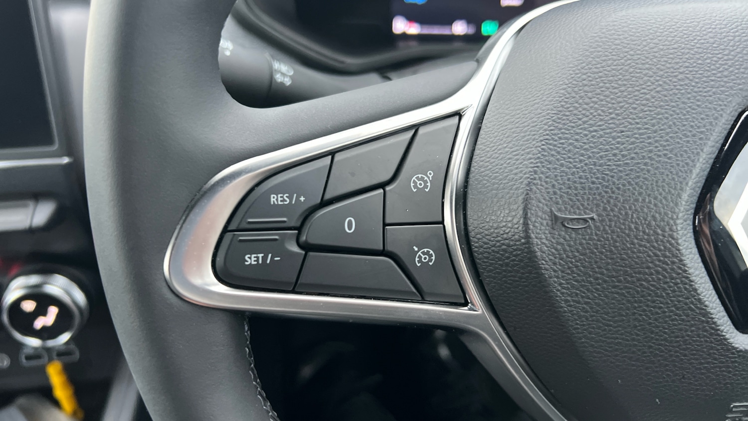 Used Renault Clio 2024 for sale - 77735495: Photo 20